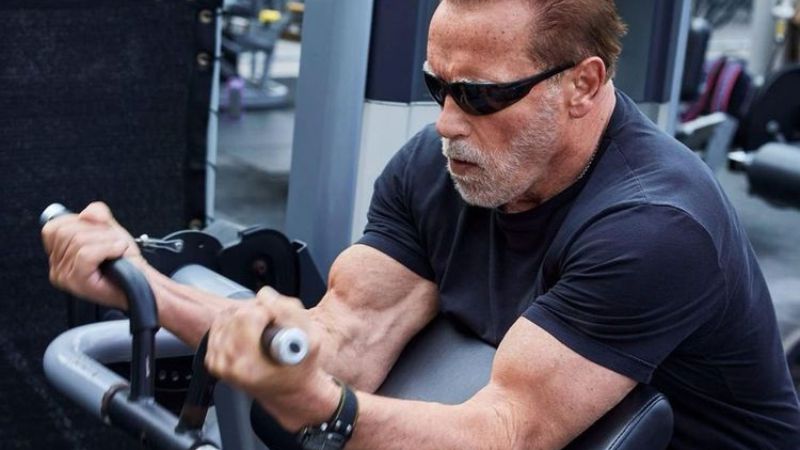 Arnold Schwarzenegger 6