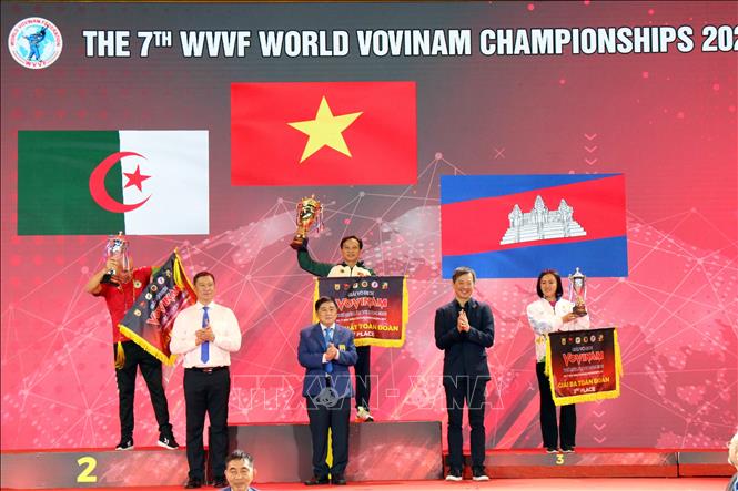 Ban Tổ chức trao giải chung cuộc, chủ nhà Việt Nam giành vị trí nhất toàn đoàn